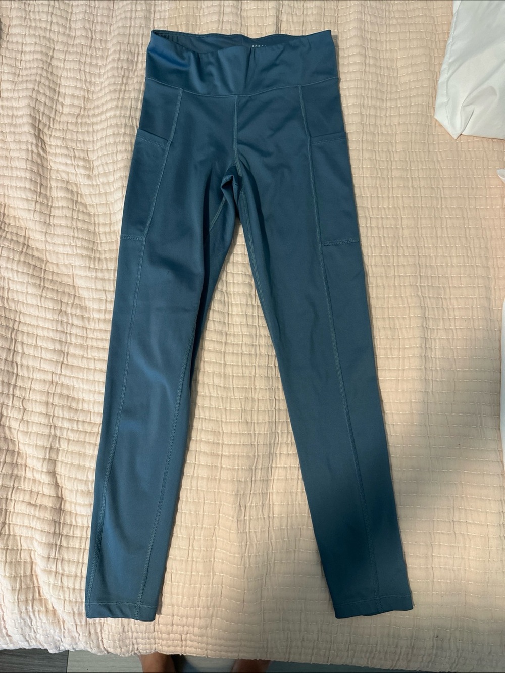 Aeropostale Women’s Teal-Blue Active Leggings with Side Pockets